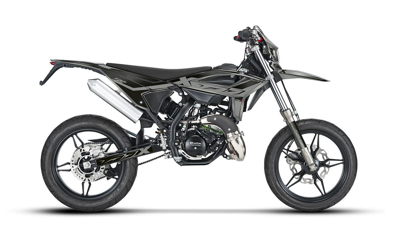 Atlantic Motos Concession Yamaha Nantes 2T MOTARD 50 X Special Edition